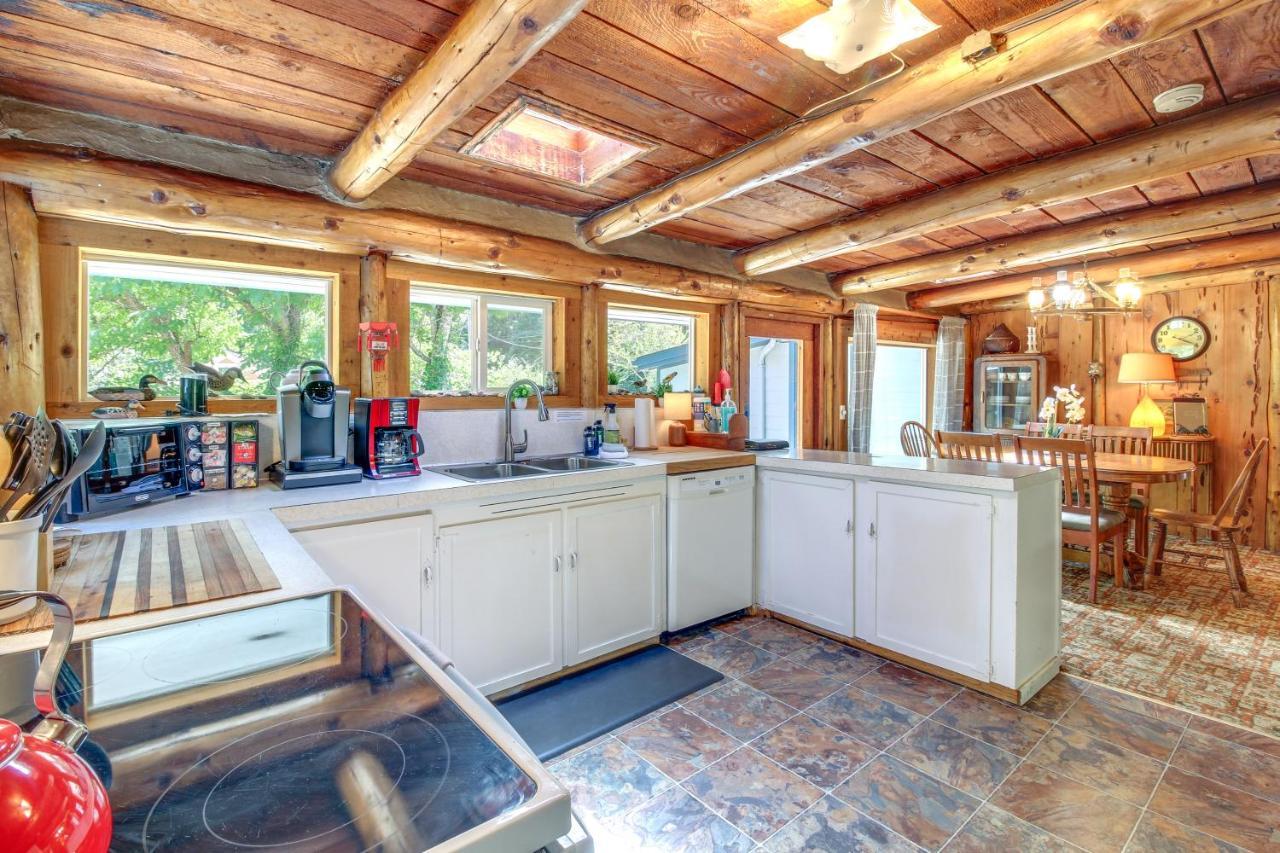 Rustic Bandon Log Cabin On 5 Acres Of Woodlands! Exteriér fotografie